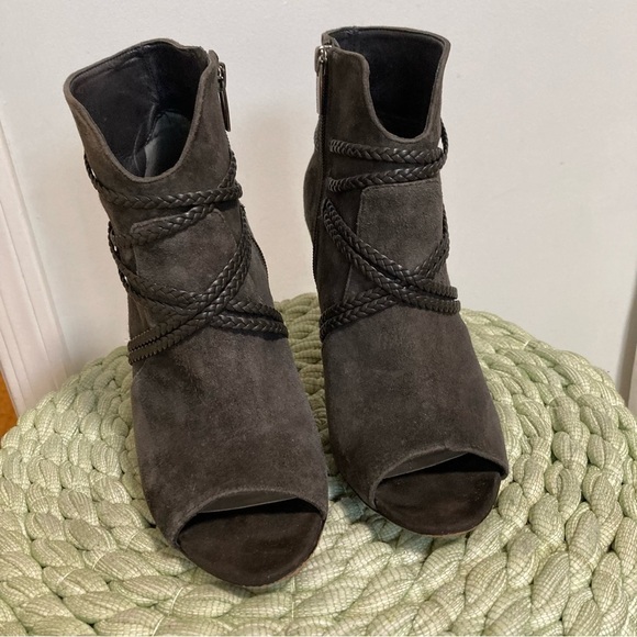 Vince Camuto Astan Charcoal Suede Leather Braided Wrap Tassel Open Toe Booties - Picture 4 of 7